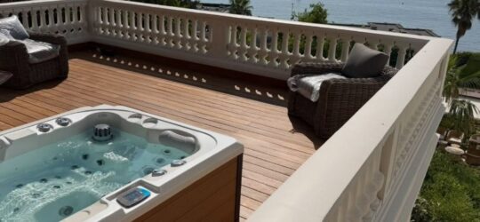 Entretien d’un spa en été : garder une eau parfaite malgré la chaleur